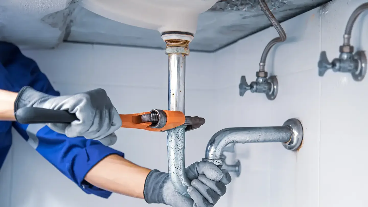 Encanador 24h para vazamento e desentupimento em Pindamonhangaba, SP